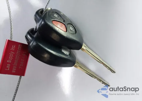 2015 Toyota 4Runner Sr5 z USA, uszkodzony, nr VIN JTEBU5JR7F5271443